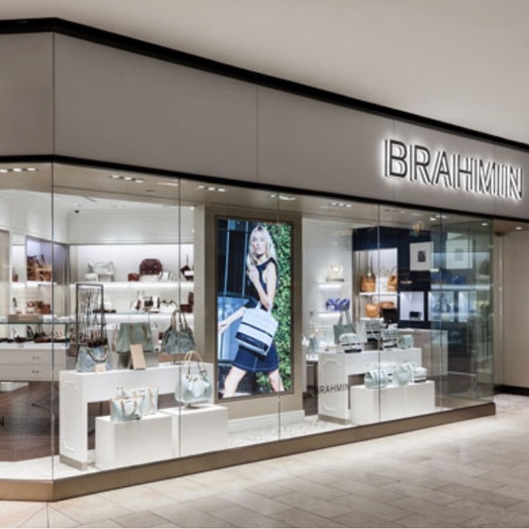 ALL AUTHENTIC Handbags, totes, wallets, Keychains & accessories. - Picture 3 of 8